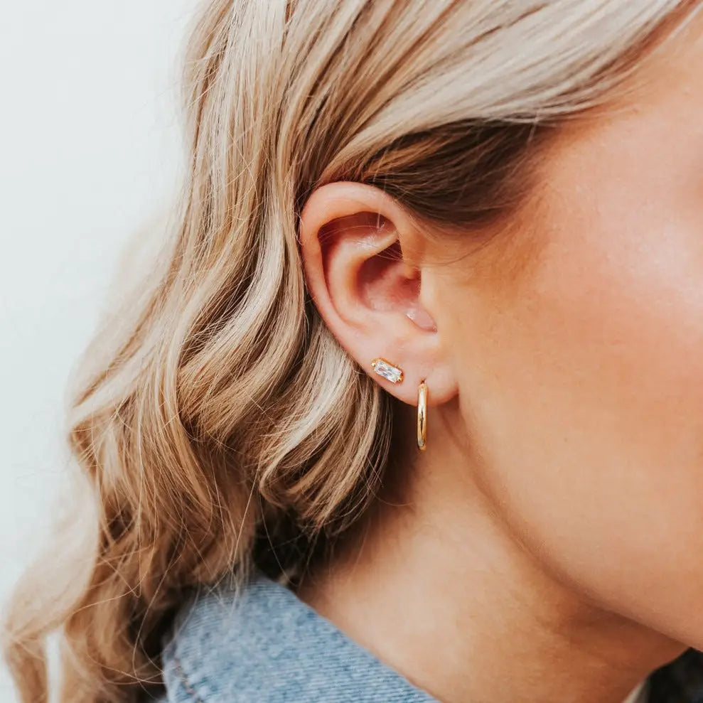 Olivia Essential Hoop Earrings